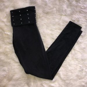 VICTORIA’S SECRET LEGGINGS